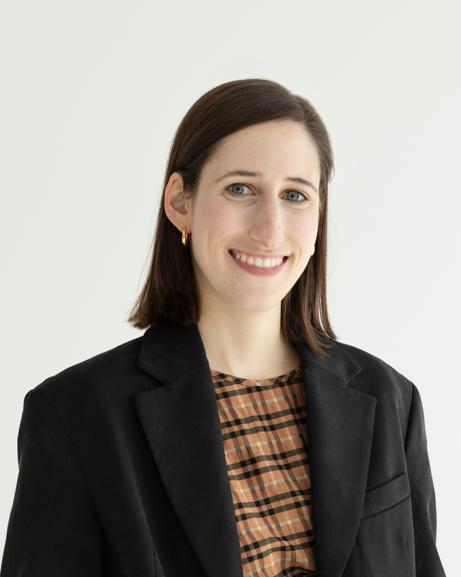 Portrait of Allie Weiss